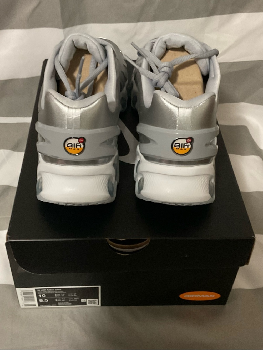 Nike Air Max DN8 “Wolf Grey Metallic Silver” Women’s size 10/8.5 Men’s New w/Box - Picture 7 of 10